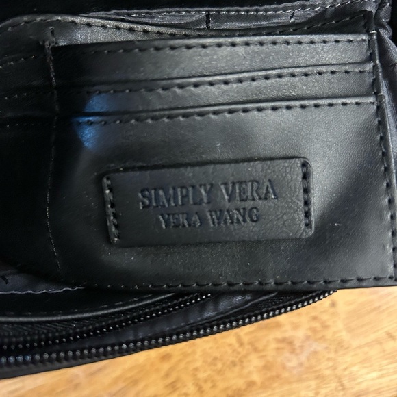 "Simply Vera Vera Wang" - Picture 9 of 11